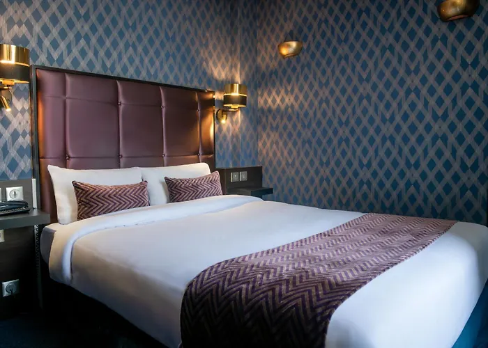 Hotel Du Parc Montparnasse Parigi